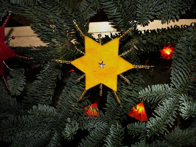 Weihnachtsdeko beim St. Bernwardbasar 2006