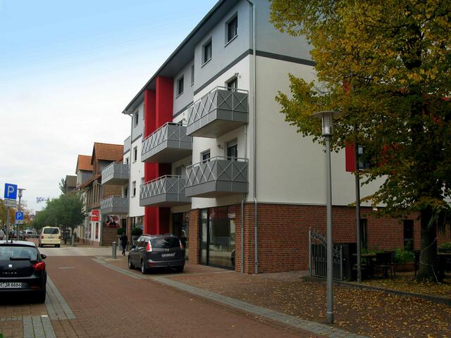 Bild 2 - Beste Bau in der Mittelstraße -  Büro und Wohnungen aus dem Jahr 2013.