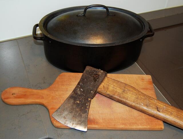 Erst verschwindet Gundula, dann Gertraude und schließlich auch Gerda. Nur Gertrud bleibt übrig. Aber ihr schwant nichts Gutes.