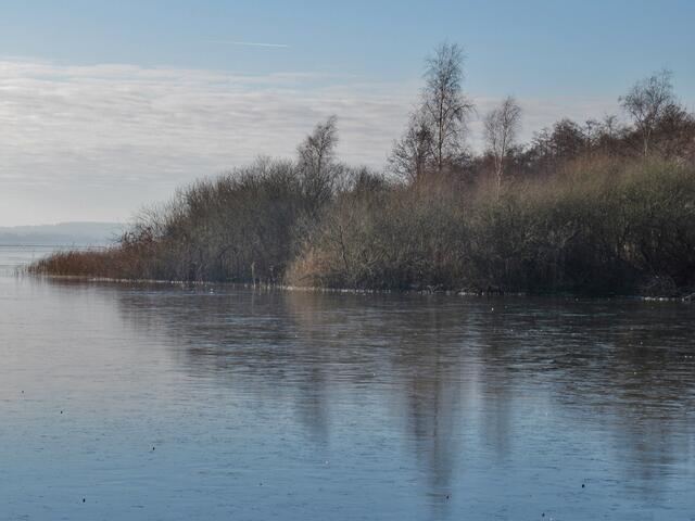 Spiegelung auf der Eisfläche