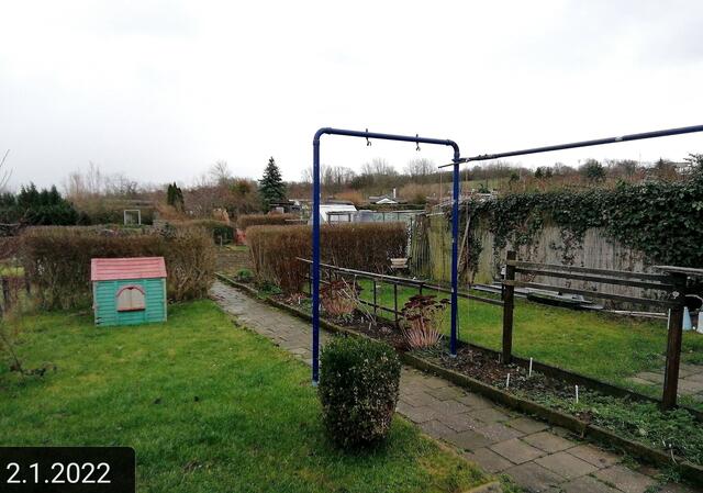 2.1.2022 - Temperaturen: Nachts 8,7° plus  / 10:18 11,9° plus / 13:25 13,1° plus  Dieses Jahr habe ich mir vorgenommen die Natur im Garten zu beobachten und zu dokumentieren,
bis März werden es wohl eintönige Bilder seien aber wenn dann die Natur explodiert wird es bestimmt interessant zu beobachten wie sich der Garten verändert !   2.1.2022 !!! Gartenschau - Sonntagsbilder 2021 !!! | Foto: MW-FotoNebra