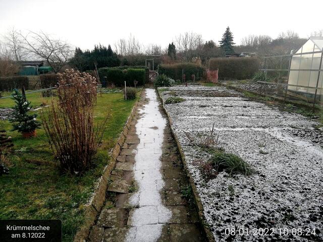 8.1.2022 -Temperaturen: Nachts 1,7° plus  / 10:18 3,9° plus / 13:25 4,1° plus
9.1.2022 !!! Gartenschau - Sonntagsbilder 2021 !!!
Die Temp­eraturen in Nebra steigen heute maximal auf 4 Grad Celsius. In der Nacht wird mit 1°C die Tiefst­temperatur erreicht.
Die Niederschlags­wahrscheinlichkeit beträgt 85% und die Niederschlags­mengen sind mit 3,6 l/m² berechnet.
Zudem liegt die heutige Luft­feuchtigkeit bei 87%. Sonnen­aufgang ist um 07:15 Uhr, Sonnen­untergang um 15:24 Uhr.
Dazwischen lässt sich die Sonne 0, | Foto: MW-FotoNebra