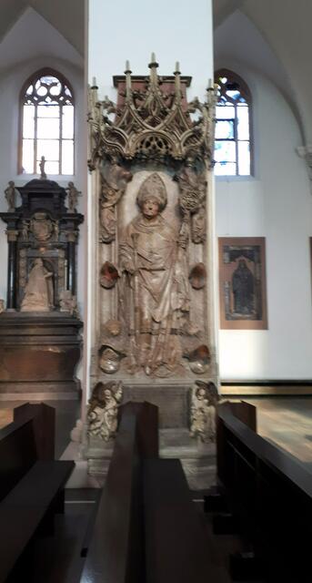 Grabdenkmal für Bischof Rudolf II. von Scherenberg