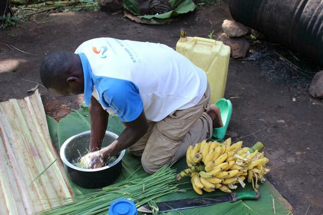 Marco hat sich vorher die Hände gewaschen.
