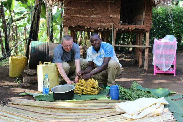 Wir brauen Bananen-Getränke