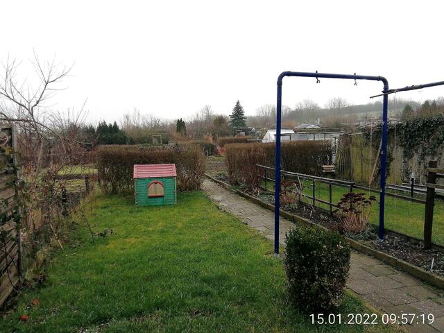 16.1.2022 !!! Gartenschau - Sonntagsbilder 2021 !!!    Temperaturen: Nachts 0,7° plus  / 10:18 2,9° plus / 13:25 4,2° plus   Die Temp­eraturen in Nebra steigen heute maximal auf 4 Grad Celsius. In der Nacht wird mit -1°C die Tiefst­temperatur erreicht.
Die Niederschlags­wahrscheinlichkeit beträgt 30% und die Niederschlags­mengen sind mit 0,6 l/m² berechnet. Zudem liegt die heutige Luft­feuchtigkeit bei 91%.
Sonnen­aufgang ist um 08:10 Uhr, Sonnen­untergang um 16:34 Uhr. Dazwischen lässt sich die Sonne 0,0 S | Foto: MW-FotoNebra