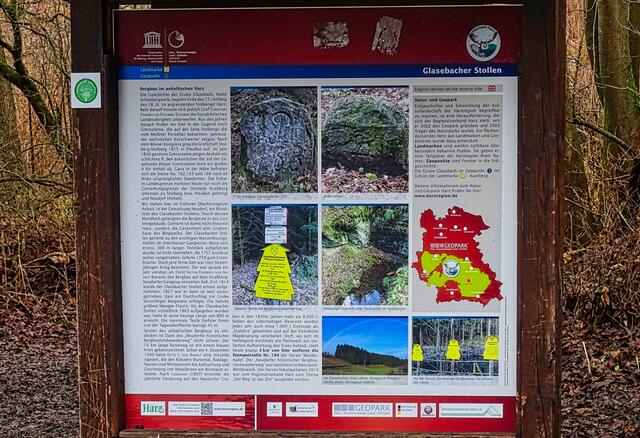 Informationstafel am Glasebacher Stollen, hier befindet sich auch eine Stempelstelle der Harzer Wandernadel