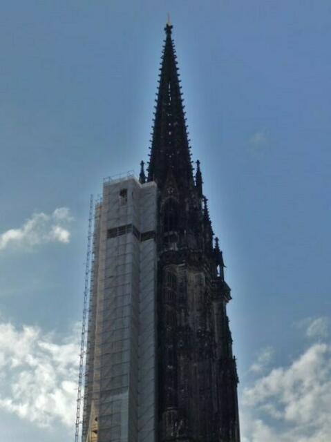 Mahnmal St. Nikolai mit Einrüstung