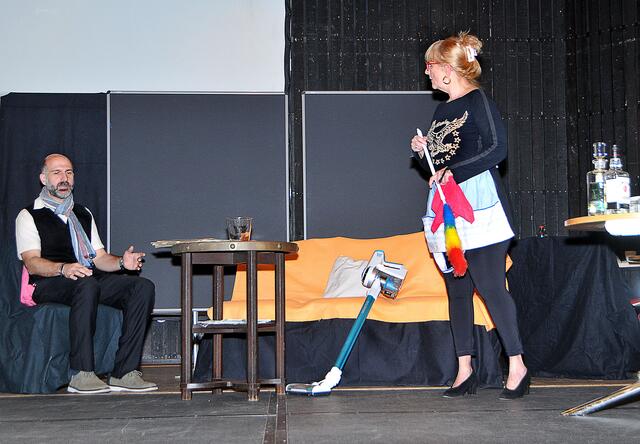 Proben für das neue Theaterstück im Freizeitheim Döhren