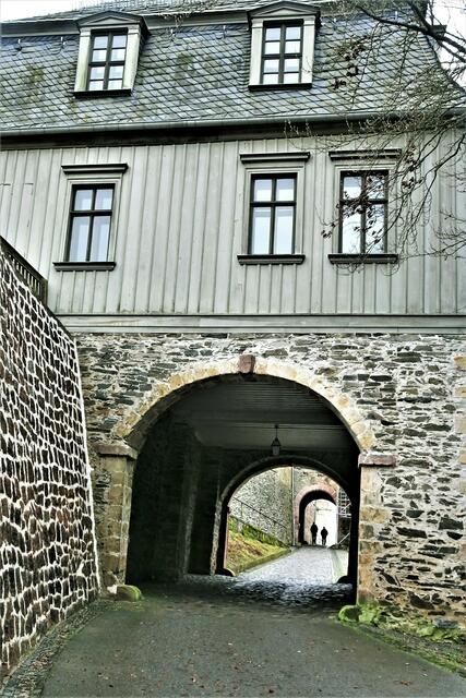 das äußere Torhaus