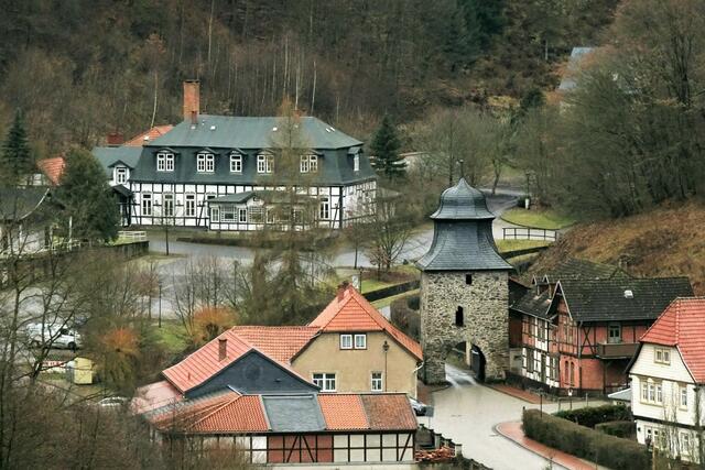 Blick vom Schloss ins Ludetal