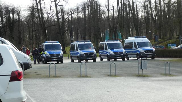 Die Polizei war wieder einmal omnipräsent