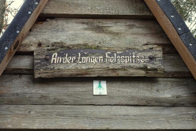 An der langen Holzspitze, ein toller Name für eine Schutzhütte im Krebsbachtal