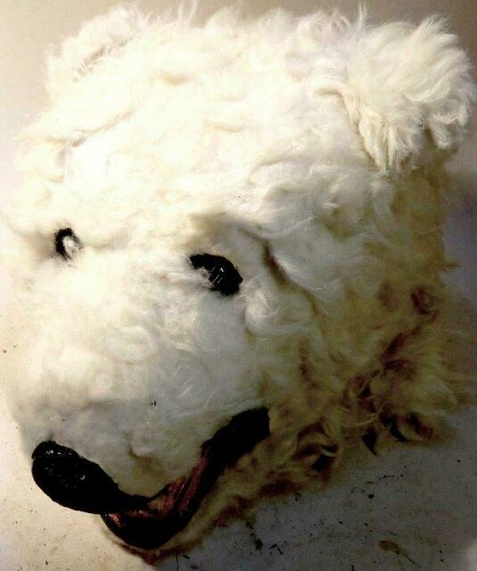 Bär aus der Tiroler Fastnacht von Welz