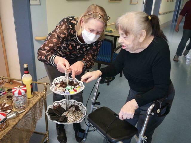 „Schlaraffenland-Wagen“ unterwegs