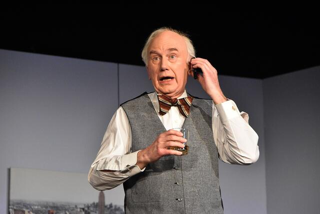 Szenenfoto aus "Was dem einen recht ist".