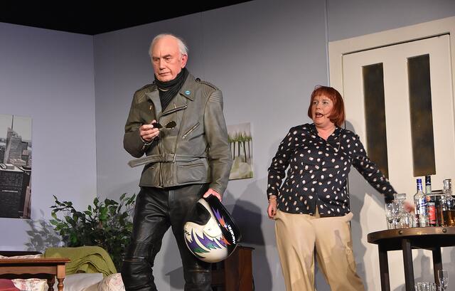 Szenenfoto aus "Was dem einen recht ist".