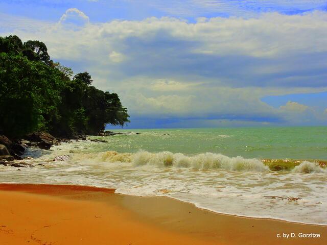 Nang Thong Beach