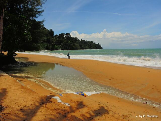 Nang Thong Beach