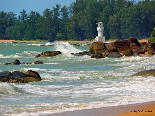 Nang Thong Beach