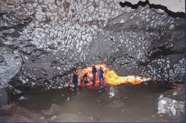 Ausschnitt von der nebenstehende Informationstafel  
 Die Höhle Elisabethschächter Flotte