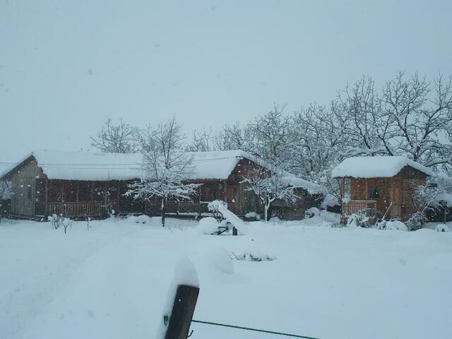 Unterkünfte der Sioni-Nonnen - bei Schnee nur schwer zu erreichen.