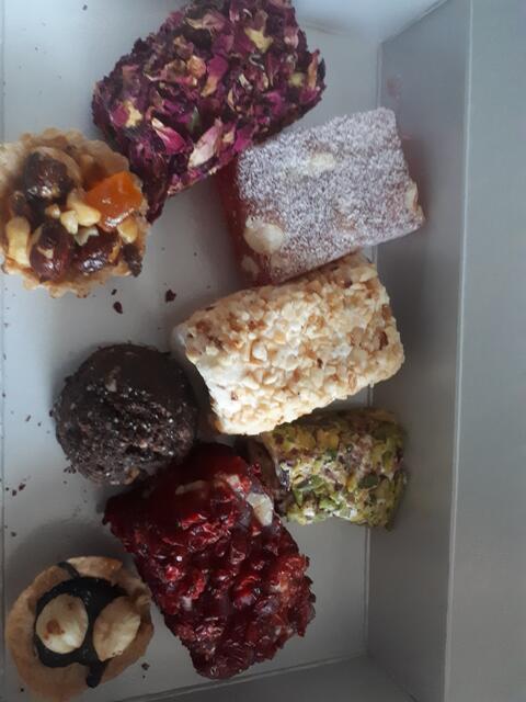 Sapore Cafe Tiflis: Süße Leckereien für 7 Euro.