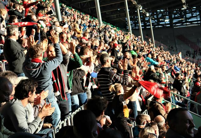 Die Fuggerstädter Kanutinnen und Kanuten sagen herzlichst Dankeschön für die Freikarten des FC Augsburg beim Spiel gegen den 1. FSV Mainz 05