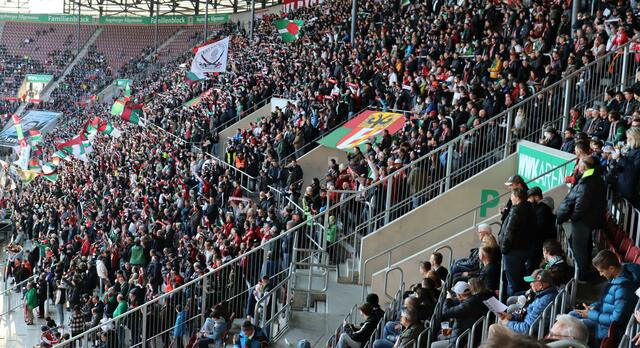 Die Fuggerstädter Kanutinnen und Kanuten sagen herzlichst Dankeschön für die Freikarten des FC Augsburg beim Spiel gegen den 1. FSV Mainz 05