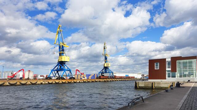 Schrottumschlagplatz am Seehafen. Foto: Helmut Kuzina