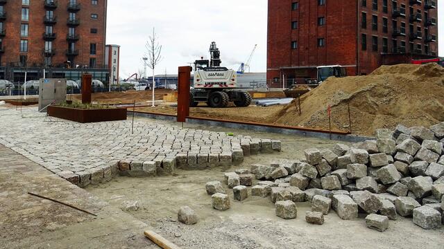 Um den Welterbestatus der Hansestadt zu berücksichtigen, ist auf der „Multifunktionalen Freizeitanlage‟ nur eine dezente Begrünung geplant. Foto: Helmut Kuzina