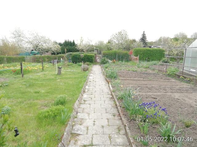 1.5.2022 .2022 !!! Gartenschau - Sonntagsbilder 2022 !!!   ]Temperaturen: Nachts 10.1 / 10:39 12,7° plus / 13:54 18,8° plus