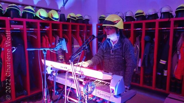 Der "Ossi mit Niveau" bei der Freiwilligen Feuerwehr Neundorf