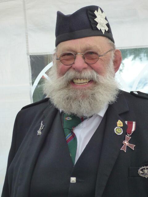 Mr. Peine  Ernst-August Horneffer wurde vermisst. Wir wünschen ihm gute Besserung.