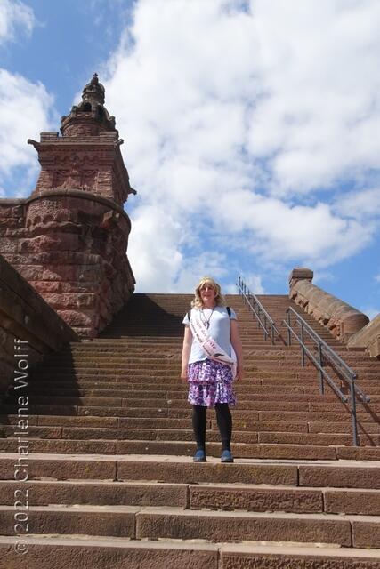 Königin Charlene am Kyffhäuser Denkmal