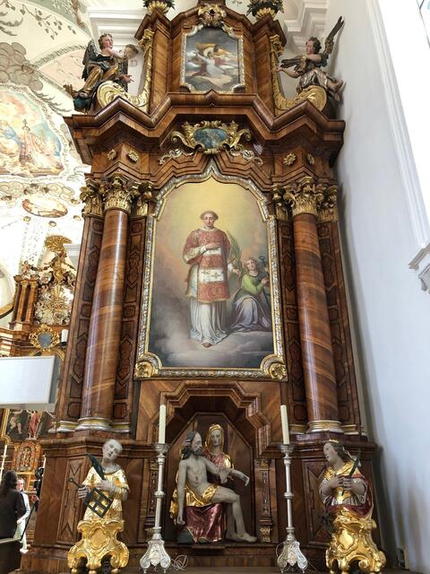 Seitenaltar - prachtvoll.