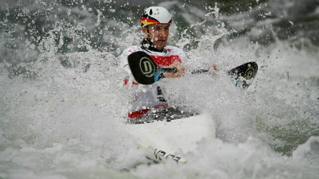 Ob Leistungsklasse oder Junioren - die Kanutinnen und Kanuten kämpften auf dem Olympiakanal um die besten Platzierungen! Foto von Michael Lehner erstellt.
