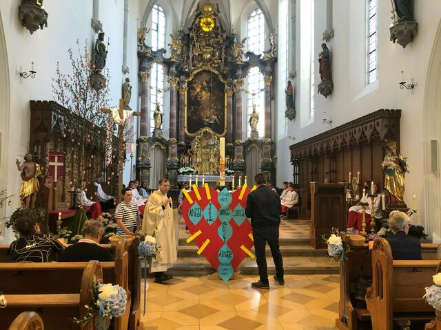 Ideen der Gottesdienstbesucher werden gezeigt