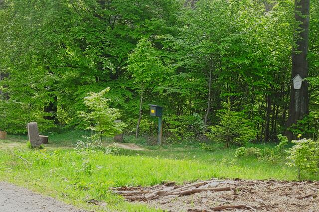 Dreiherrensteine mit der Stempelstelle der Harzer Wandernadel