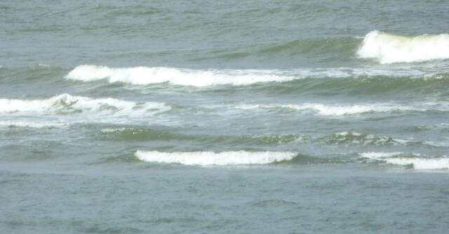 Wo die Nordseewellen trecken an den Strand