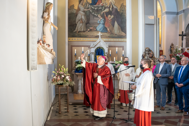 Weihe der Figur der hl. Corona in der Friedberger Stadtpfarrkirche St. Jakob
