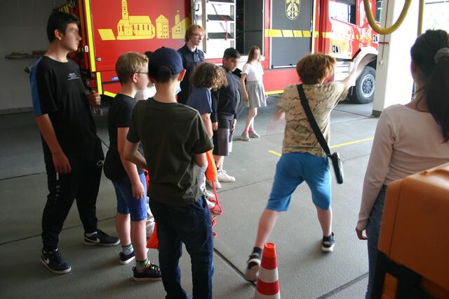 Zielwerfen mit dem Leinenbeutel