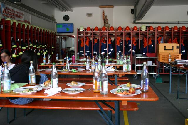 Die Reste vom Feste. Hier fand das Mittagessen statt.