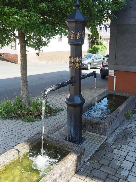 Dorfbrunnen in Frankenbach. Foto: Wolfgang Döhler