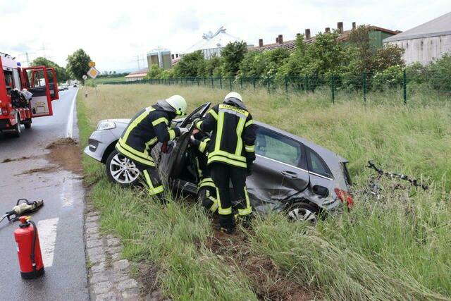 Unfallfahrzeug Mercedes SUV