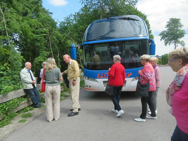 Gut gesättigt geht die Fahrt nach Hameln.