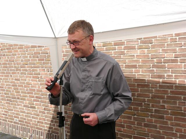 Der damalie Pastor Uwe Keller-Denecke
