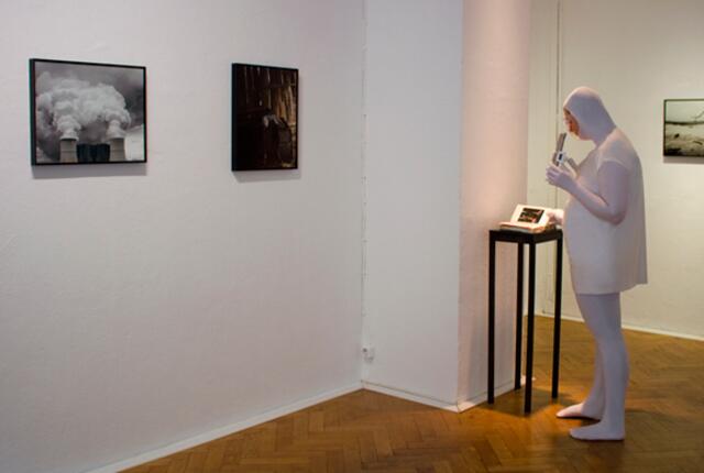 PLEASE BE . ME, Michaela Hanemann, Galerie BOHAI, "WAHALA", Robin Hinsch, 2022