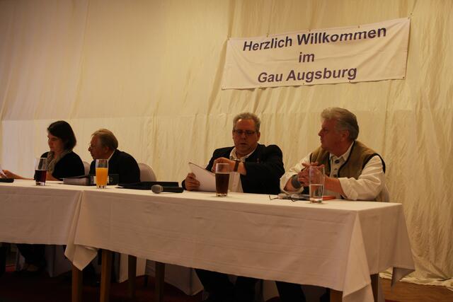 von links: Michaela Unterholzner, Peter Huber, Winfried Neff, Klaus Möritz