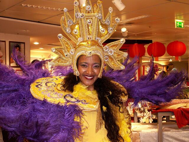 Samba-Tänzerinnen bei "Hannover exotisch"